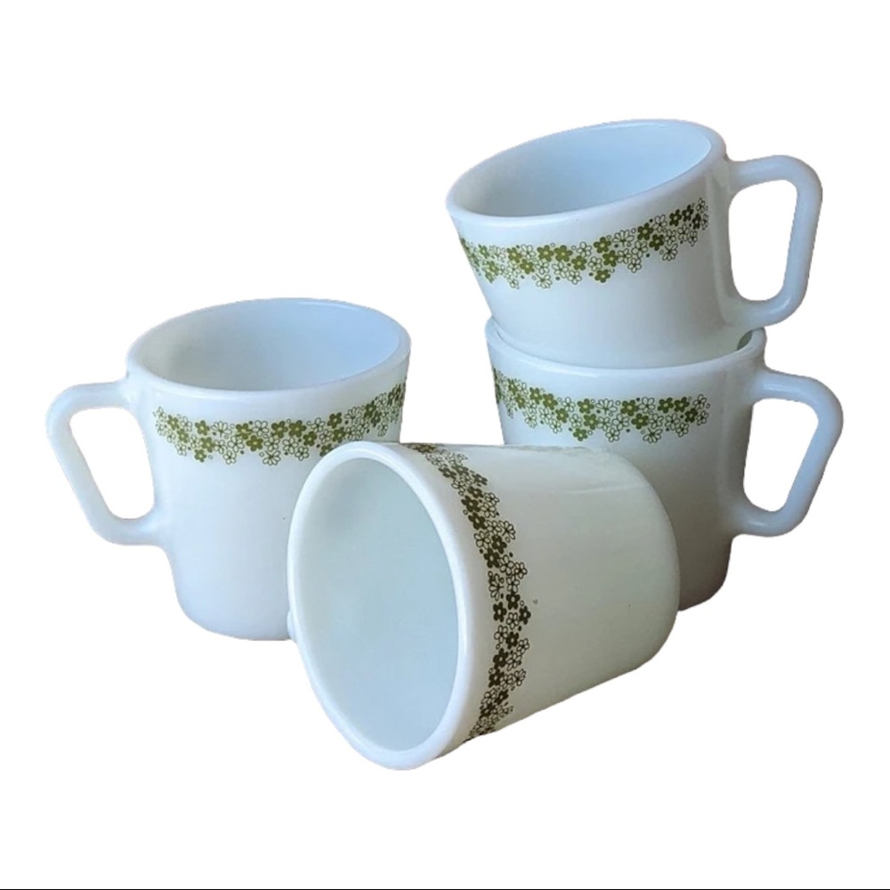 VTG 1970’s Pyrex Spring Blossom Crazy Daisy Milk Glass Retro Coffee Cups Set 4